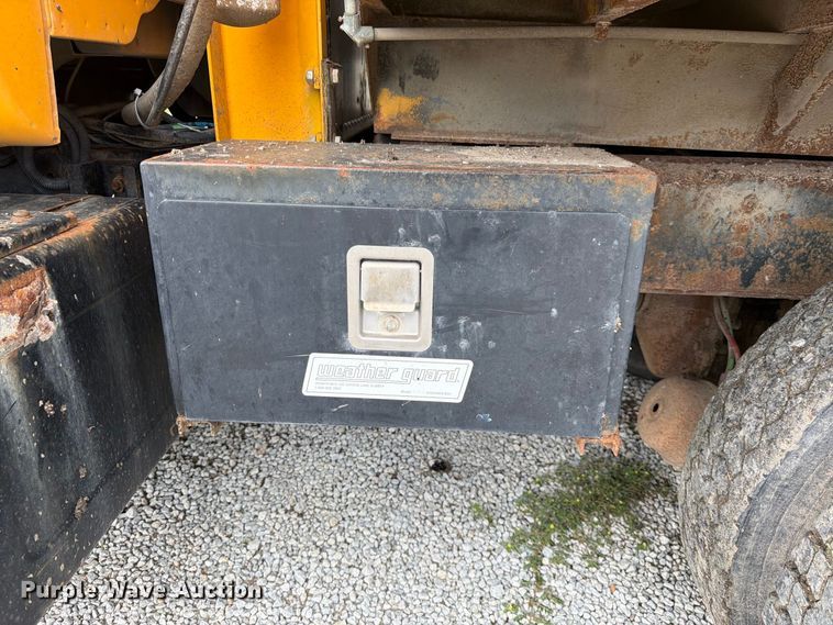 image for item FK3809 2000 GMC C7 dump truck