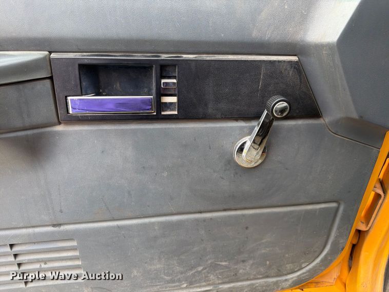 image for item FK3809 2000 GMC C7 dump truck