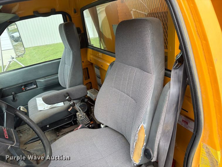 image for item FK3809 2000 GMC C7 dump truck