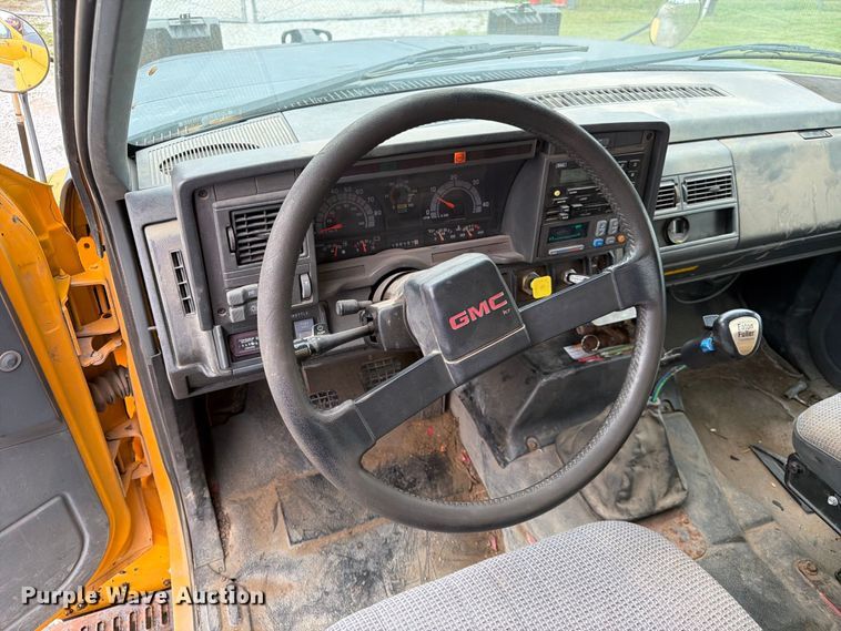 image for item FK3809 2000 GMC C7 dump truck