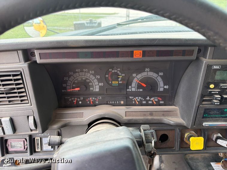 image for item FK3809 2000 GMC C7 dump truck