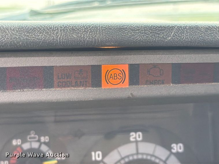 image for item FK3809 2000 GMC C7 dump truck