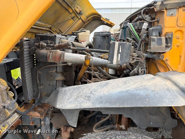 image for item FK3809 2000 GMC C7 dump truck