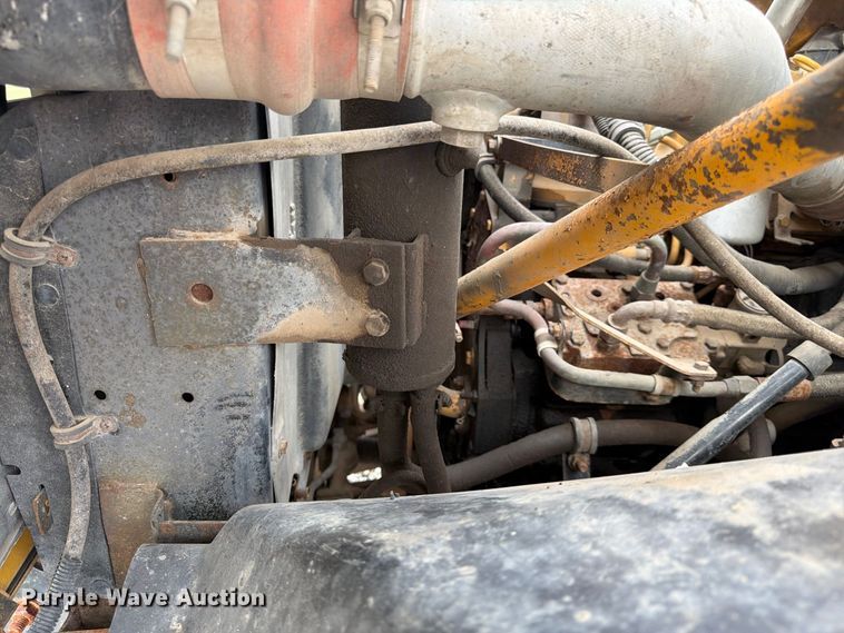 image for item FK3809 2000 GMC C7 dump truck