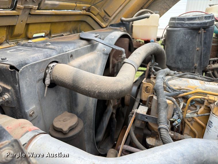image for item FK3809 2000 GMC C7 dump truck