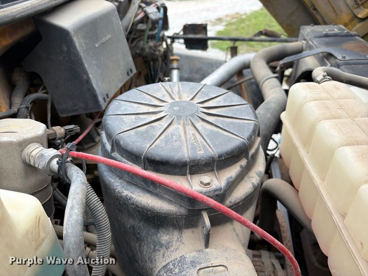 image for item FK3809 2000 GMC C7 dump truck
