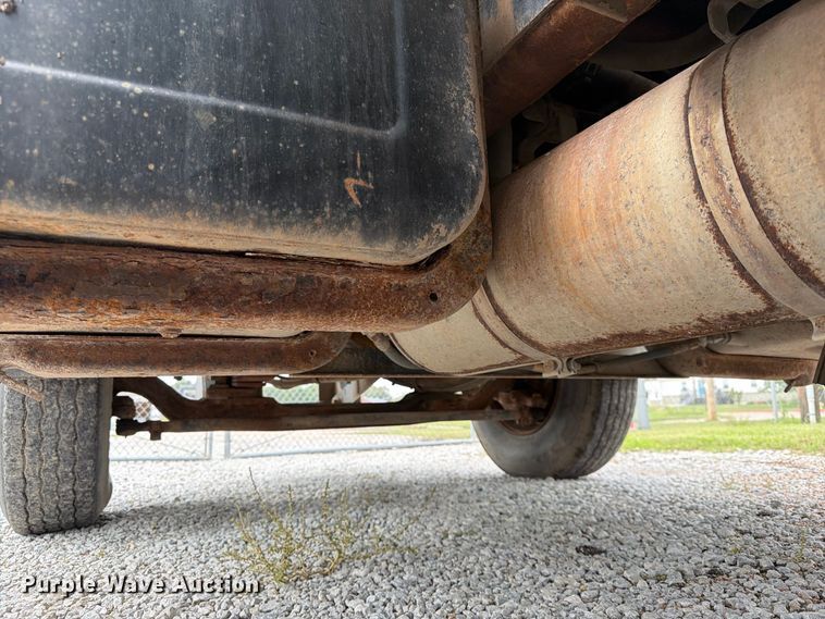 image for item FK3809 2000 GMC C7 dump truck