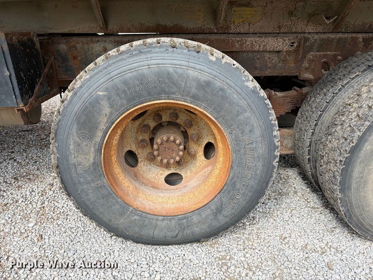 image for item FK3809 2000 GMC C7 dump truck