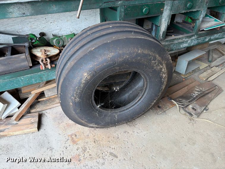 image for item FK4177 CaseIH MX100 tractor