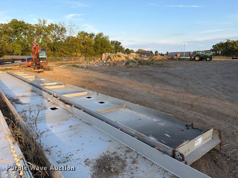 image for item FK5249 (2) Steel beams
