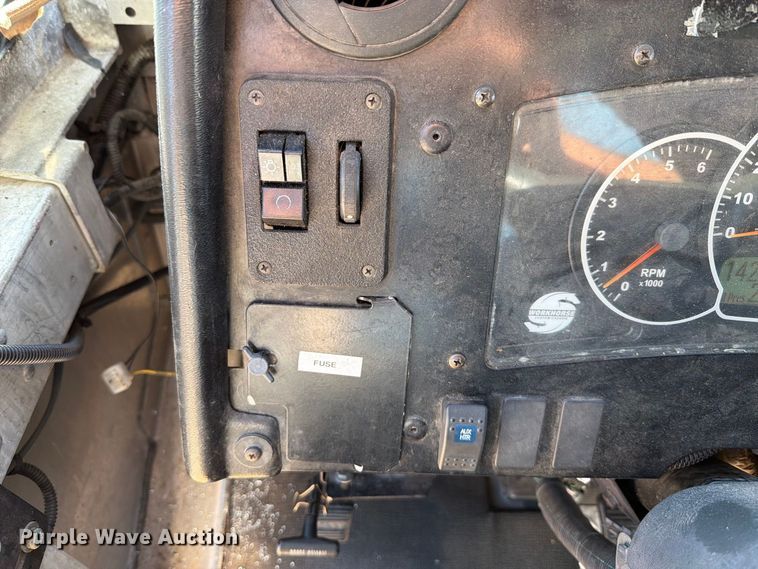 image for item FM6509 2008 Workhorse W42 delivery truck