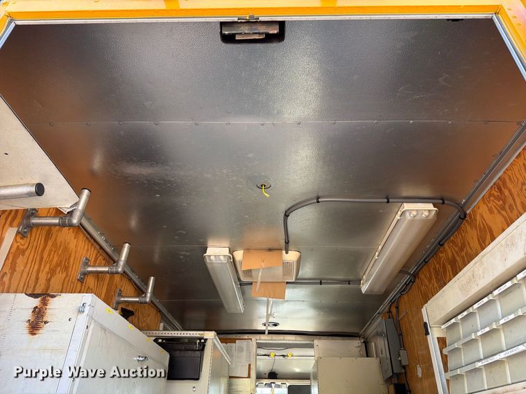 image for item FM6509 2008 Workhorse W42 delivery truck