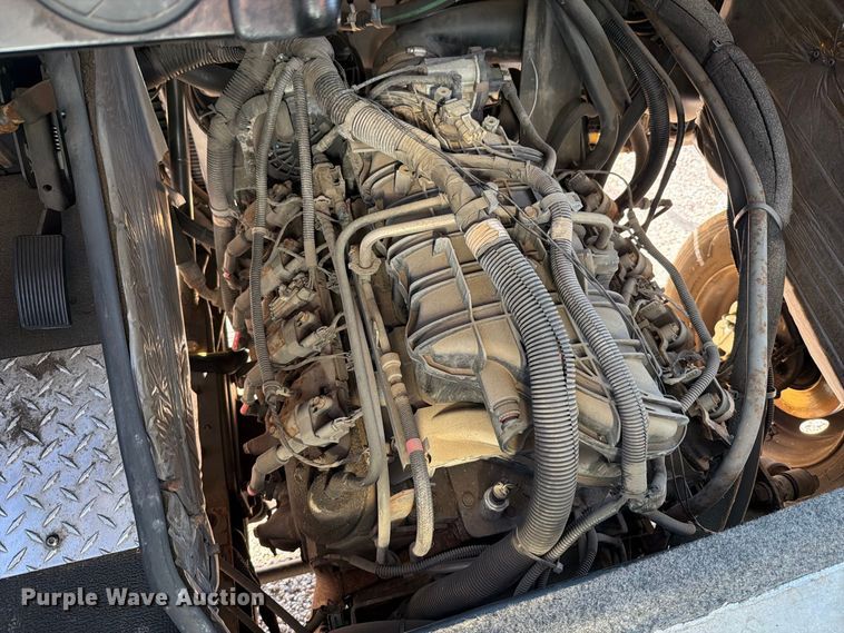 image for item FM6509 2008 Workhorse W42 delivery truck
