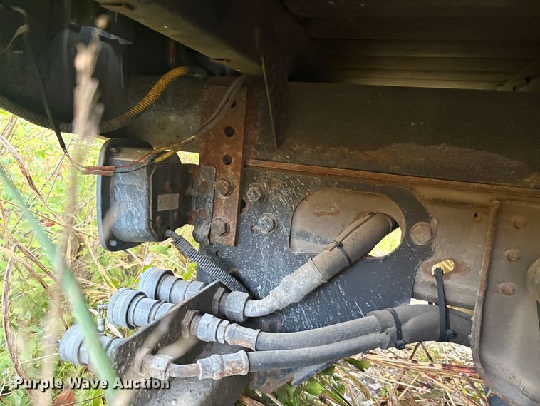 image for item FM6512 2007 Chevrolet Silverado 3500HD flatbed pickup truck