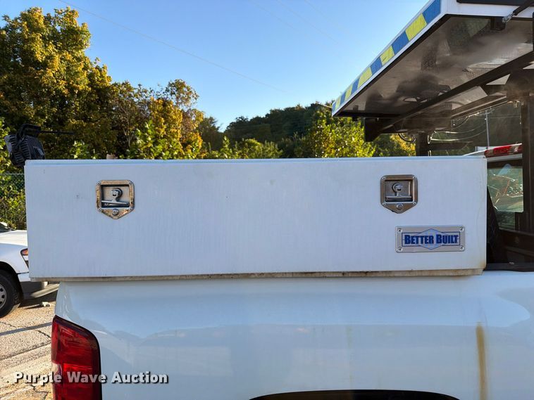 image for item FM6513 2013 Chevrolet Silverado 2500HD Crew Cab pickup truck