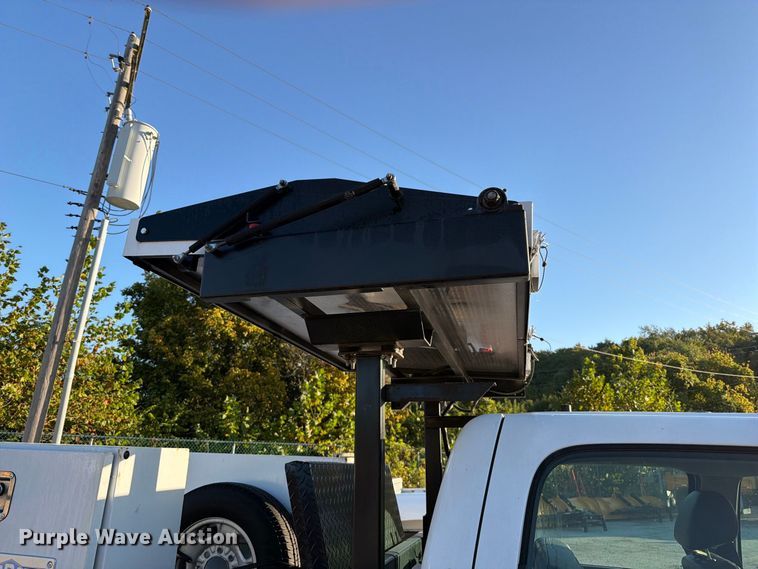 image for item FM6513 2013 Chevrolet Silverado 2500HD Crew Cab pickup truck