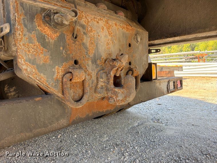image for item FM6515 2012 International 7400 hook lift truck