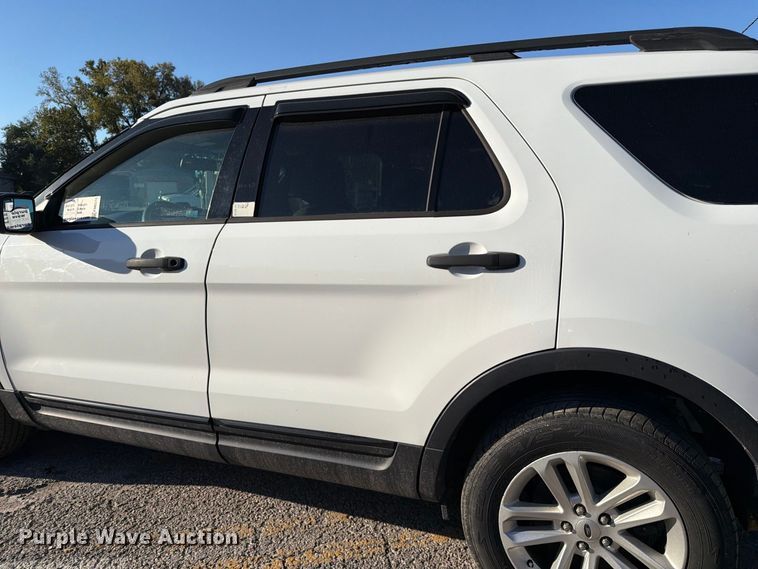 image for item FM6516 2015 Ford Explorer SUV