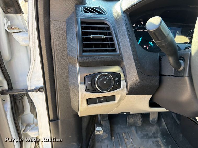 image for item FM6516 2015 Ford Explorer SUV