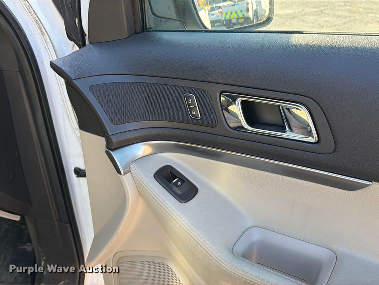 image for item FM6516 2015 Ford Explorer SUV