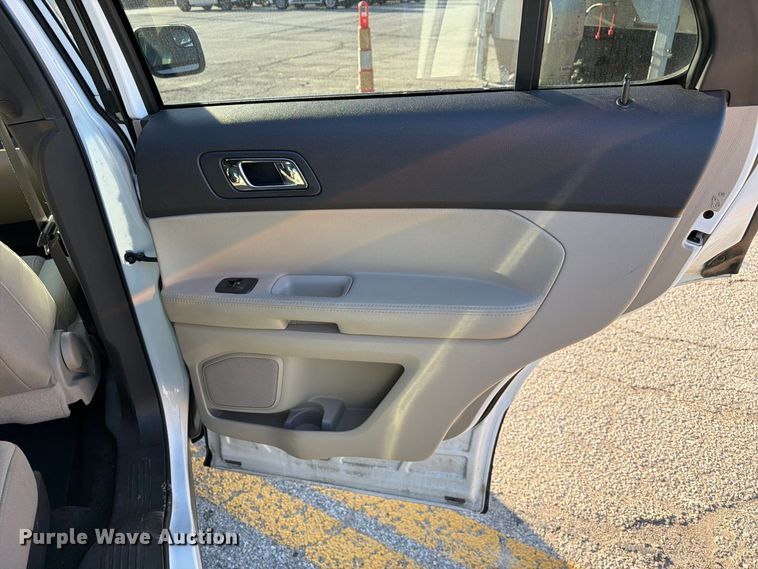 image for item FM6516 2015 Ford Explorer SUV