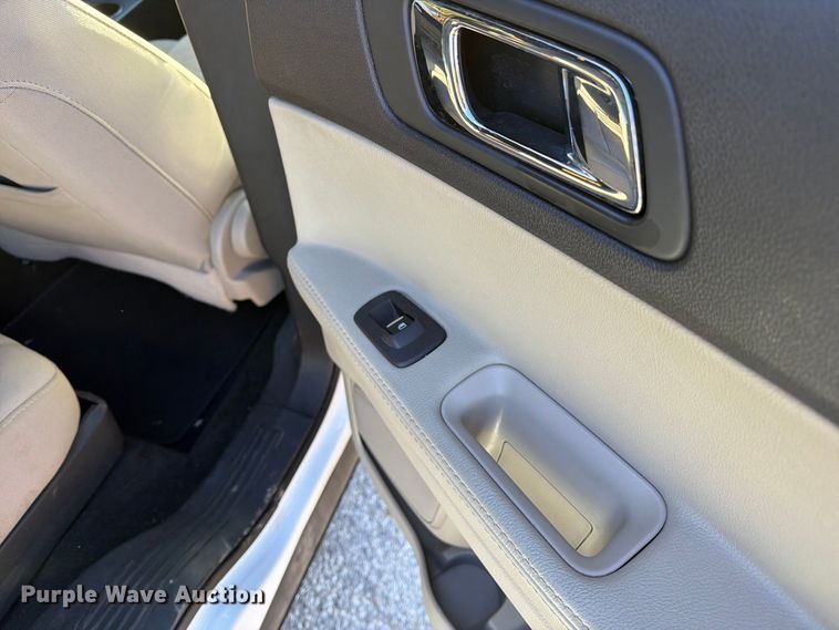 image for item FM6516 2015 Ford Explorer SUV