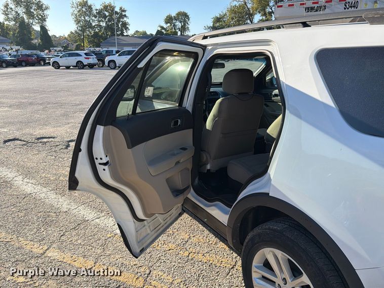 image for item FM6516 2015 Ford Explorer SUV