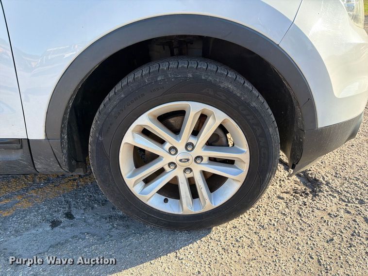 image for item FM6516 2015 Ford Explorer SUV