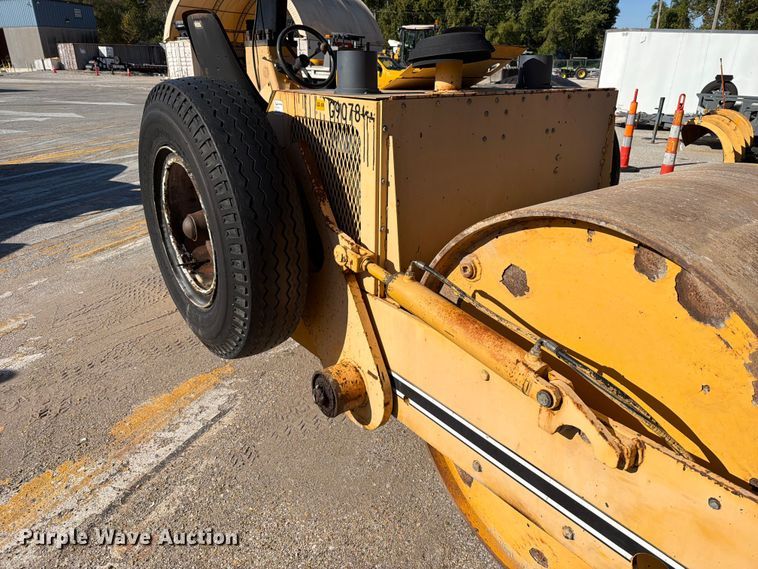 image for item FM6519 Ferguson 46A double drum roller