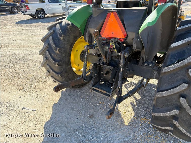 image for item FM6520 John Deere 5220 tractor