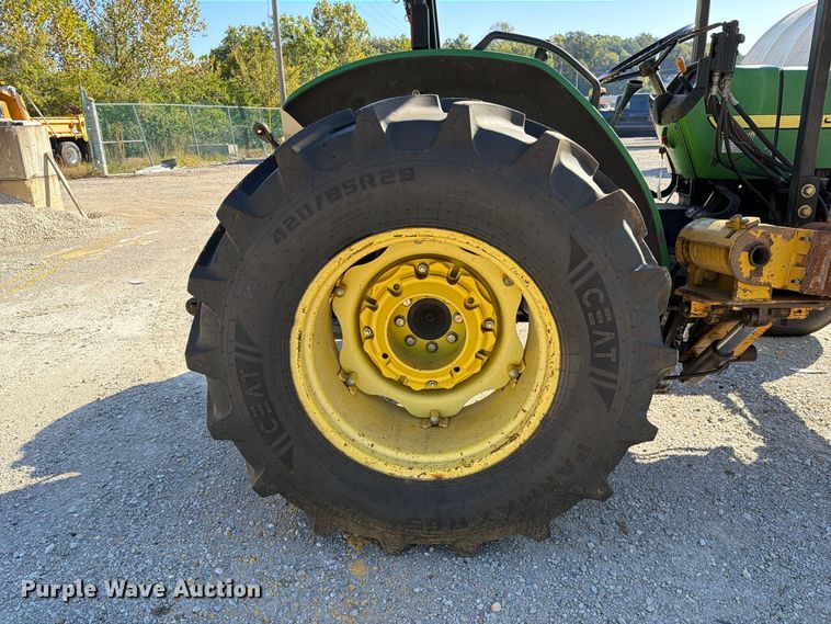 image for item FM6520 John Deere 5220 tractor