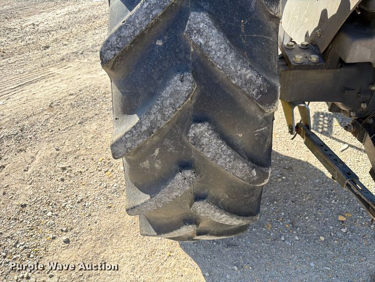 image for item FM6520 John Deere 5220 tractor