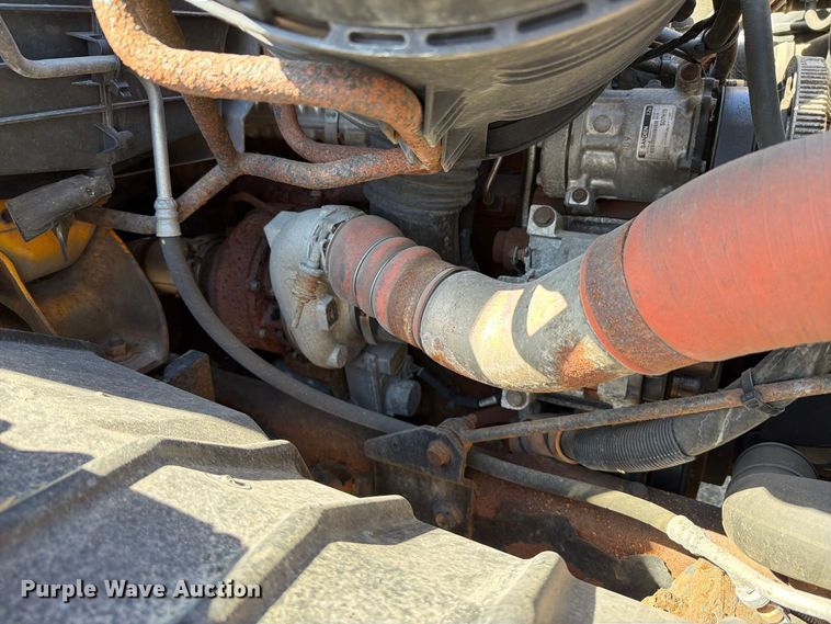 image for item FM6521 2006 International 7400 dump truck