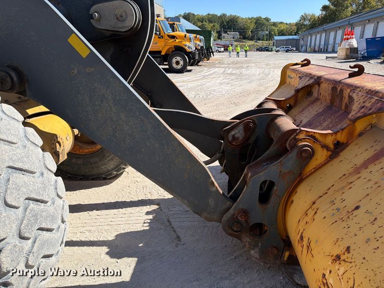 image for item FM6522 2009 John Deere 544K High Lift wheel loader
