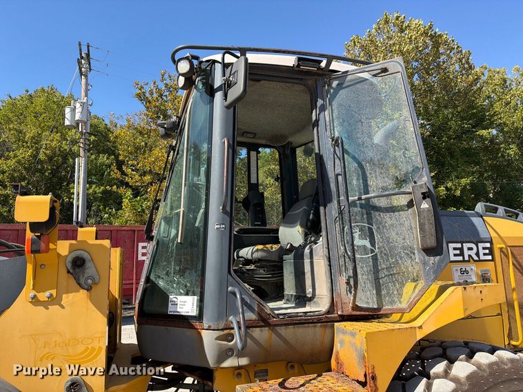 image for item FM6522 2009 John Deere 544K High Lift wheel loader