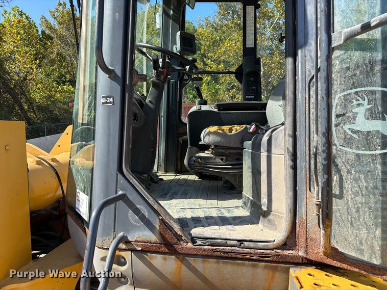 image for item FM6522 2009 John Deere 544K High Lift wheel loader