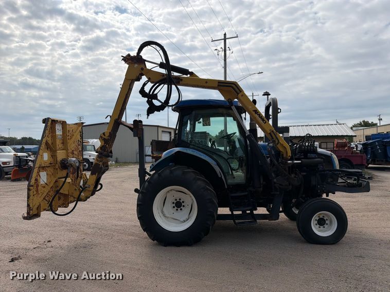 image for item FN2616 New Holland tractor