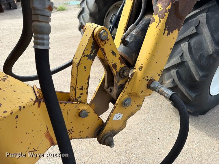 image for item FN2616 New Holland tractor