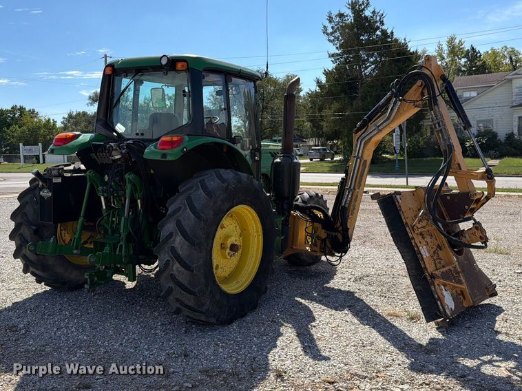 image for item FN5865 2016 John Deere 6120M MFWD tractor