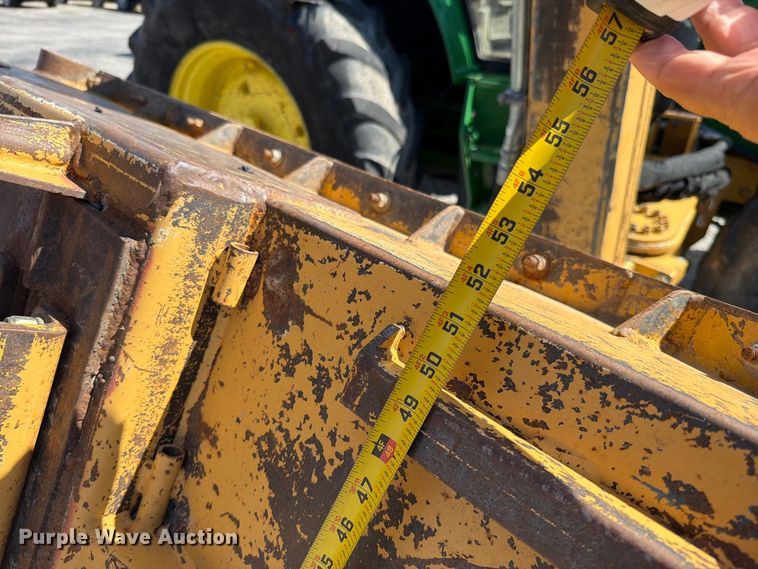 image for item FN5865 2016 John Deere 6120M MFWD tractor