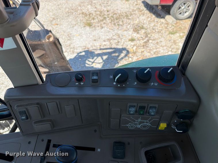 image for item FN5865 2016 John Deere 6120M MFWD tractor