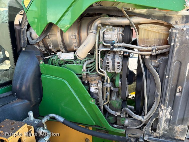 image for item FN5865 2016 John Deere 6120M MFWD tractor