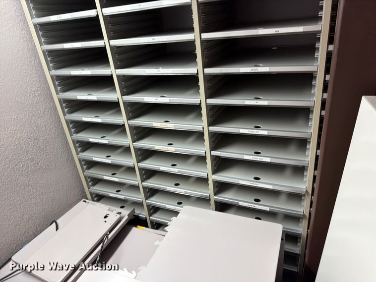 image for item FN5867 Cubicle workstation