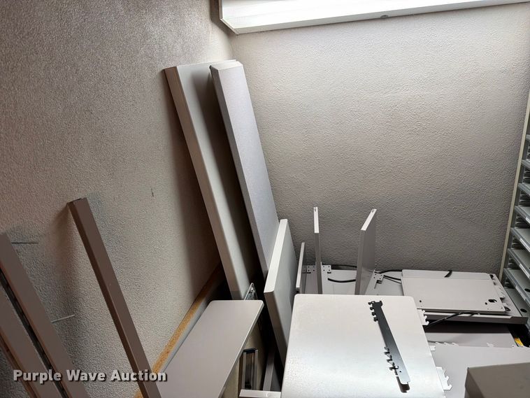 image for item FN5867 Cubicle workstation