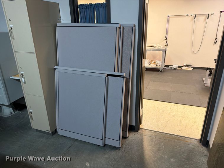 image for item FN5867 Cubicle workstation