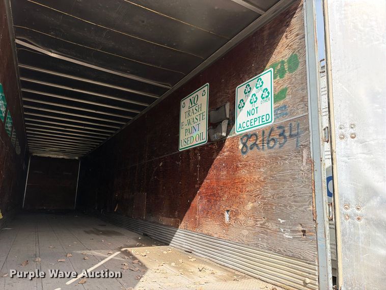 image for item FN5869 1985 Fruehauf FBX-F2-48-11-W1.5-102 dry van trailer