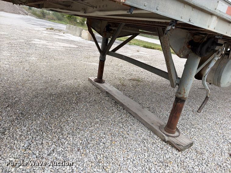 image for item FN5870 1987 Dorsey Liteguard-86 dry van trailer