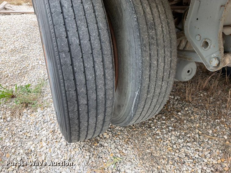 image for item FN5871 1984 Great Dane 7310TLWJ dry van trailer