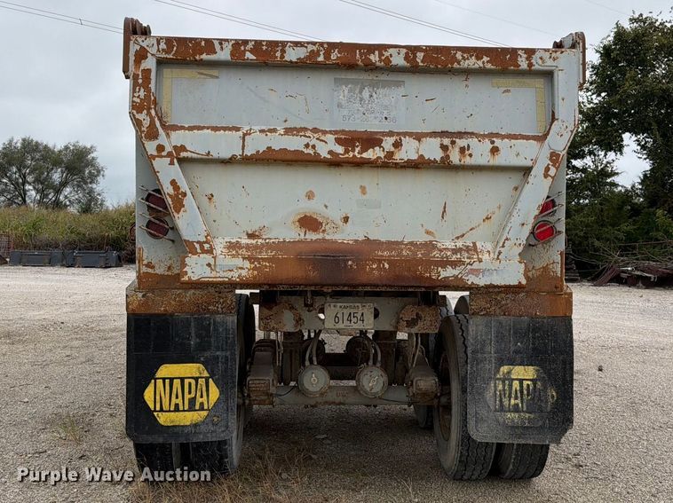 image for item FN5872 2003 CPS Trailers TSTD 26 end dump trailer