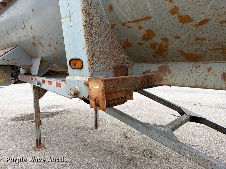 image for item FN5872 2003 CPS Trailers TSTD 26 end dump trailer